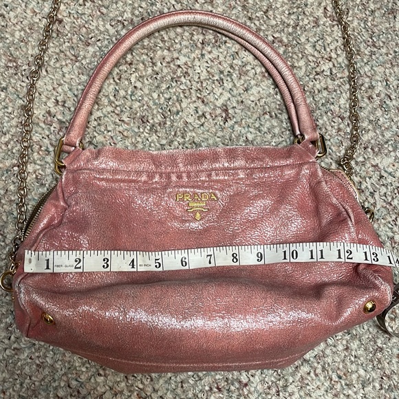 Prada purse - Picture 5 of 14